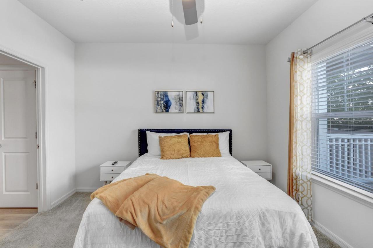 2-Bedroom Eccentric Oasis 坦帕 外观 照片